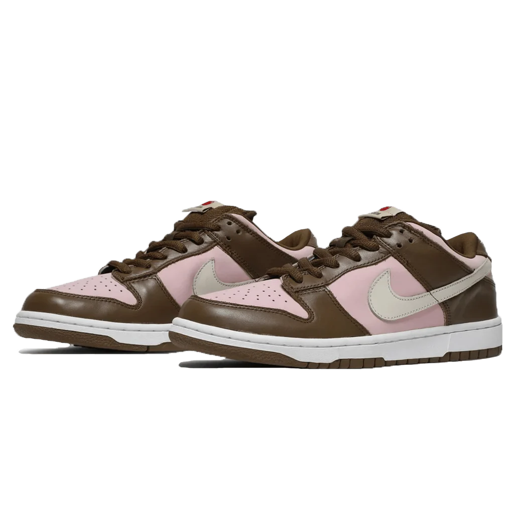 Nike SB Dunk Low Stussy Cherry