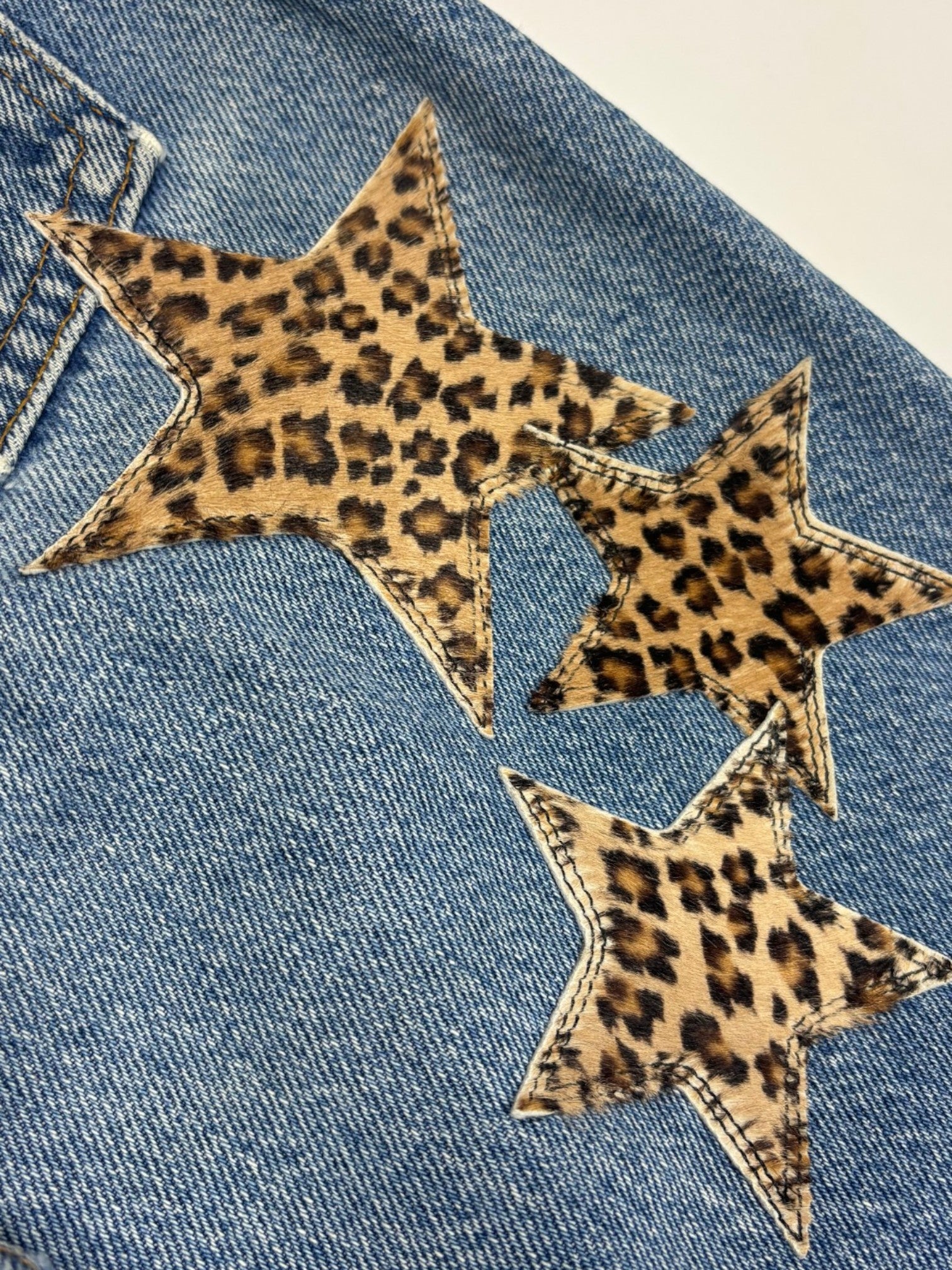 Chrome Hearts Cheetah Star Patch Levi's Denim Jeans