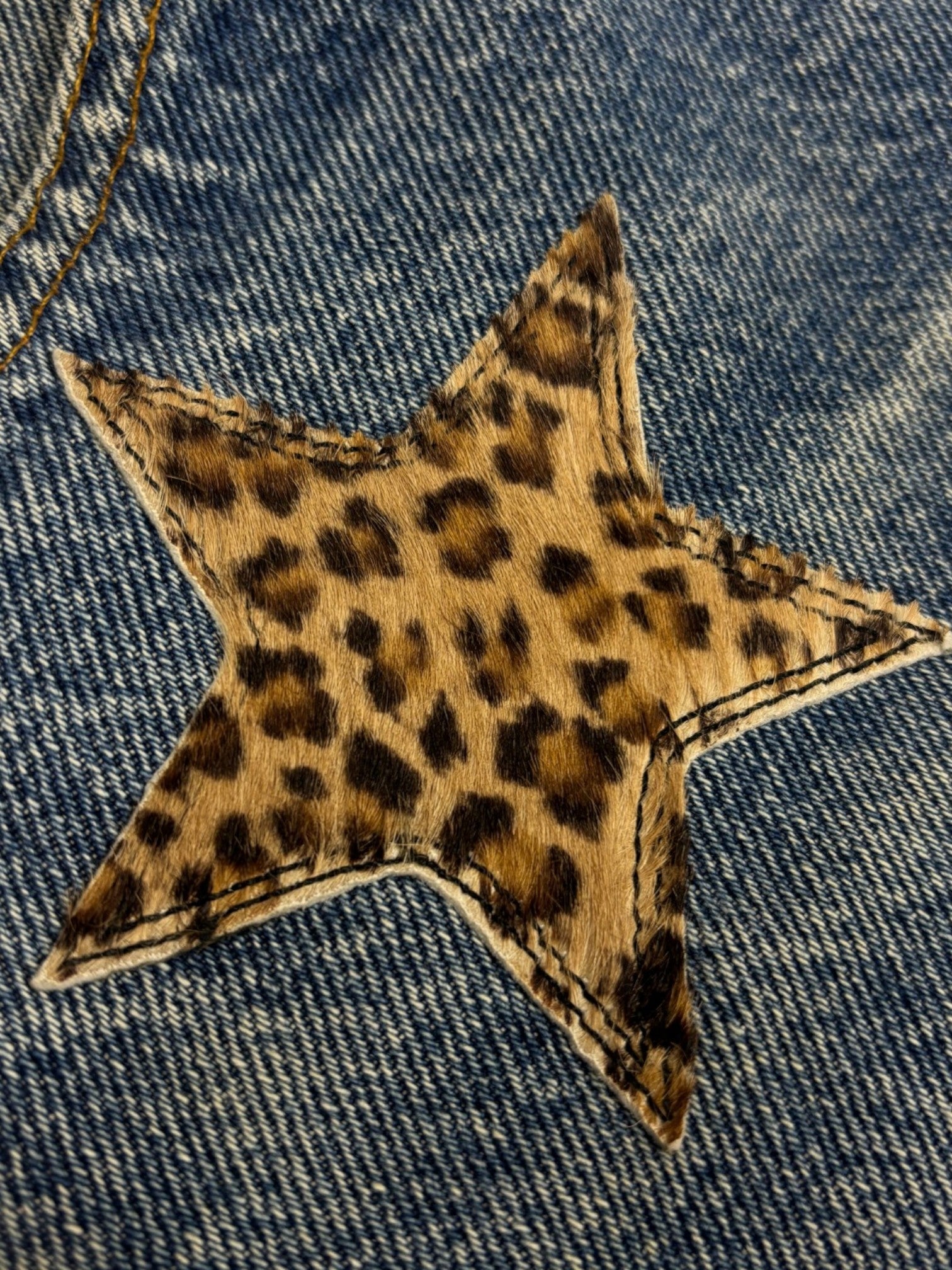 Chrome Hearts Cheetah Star Patch Levi's Denim Jeans