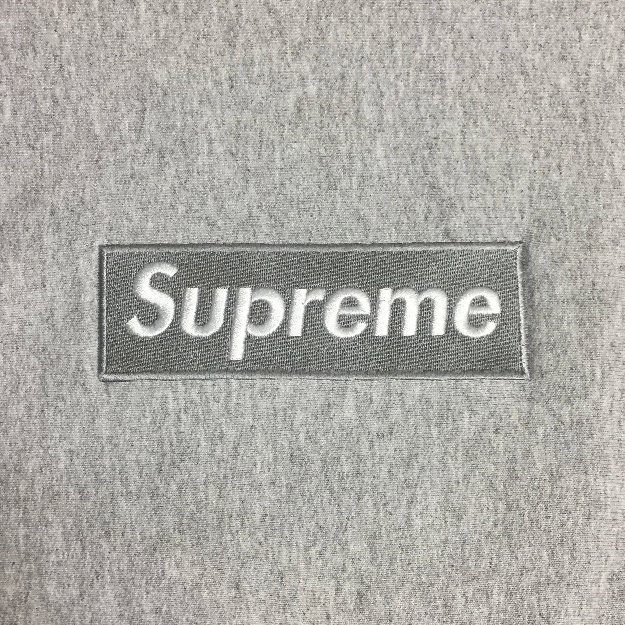 2001 Supreme Silver Grey Box Logo Crewneck