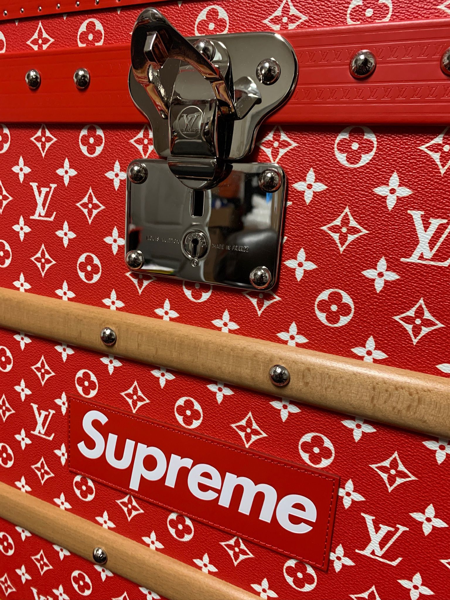 2017 Supreme x Louis Vuitton Red Monogram Trunk Set of 2